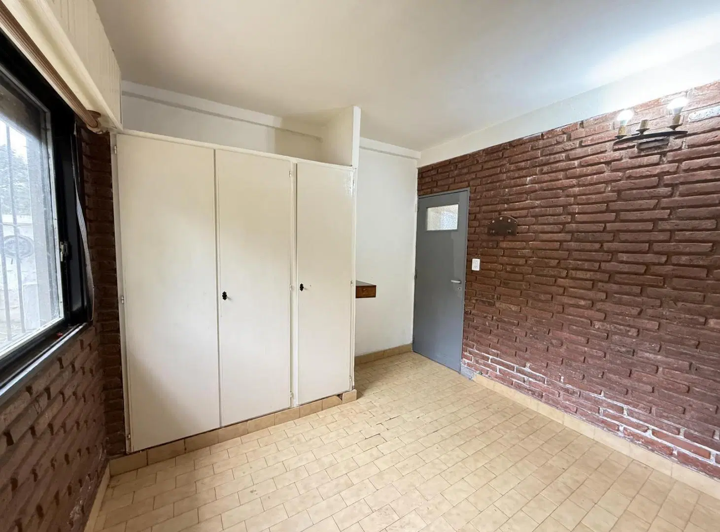 CASA QUINTA SOBRE TRES LOTES | 2.250 m² DE TERRENO | PILETA | LA LONJA, PILAR 2