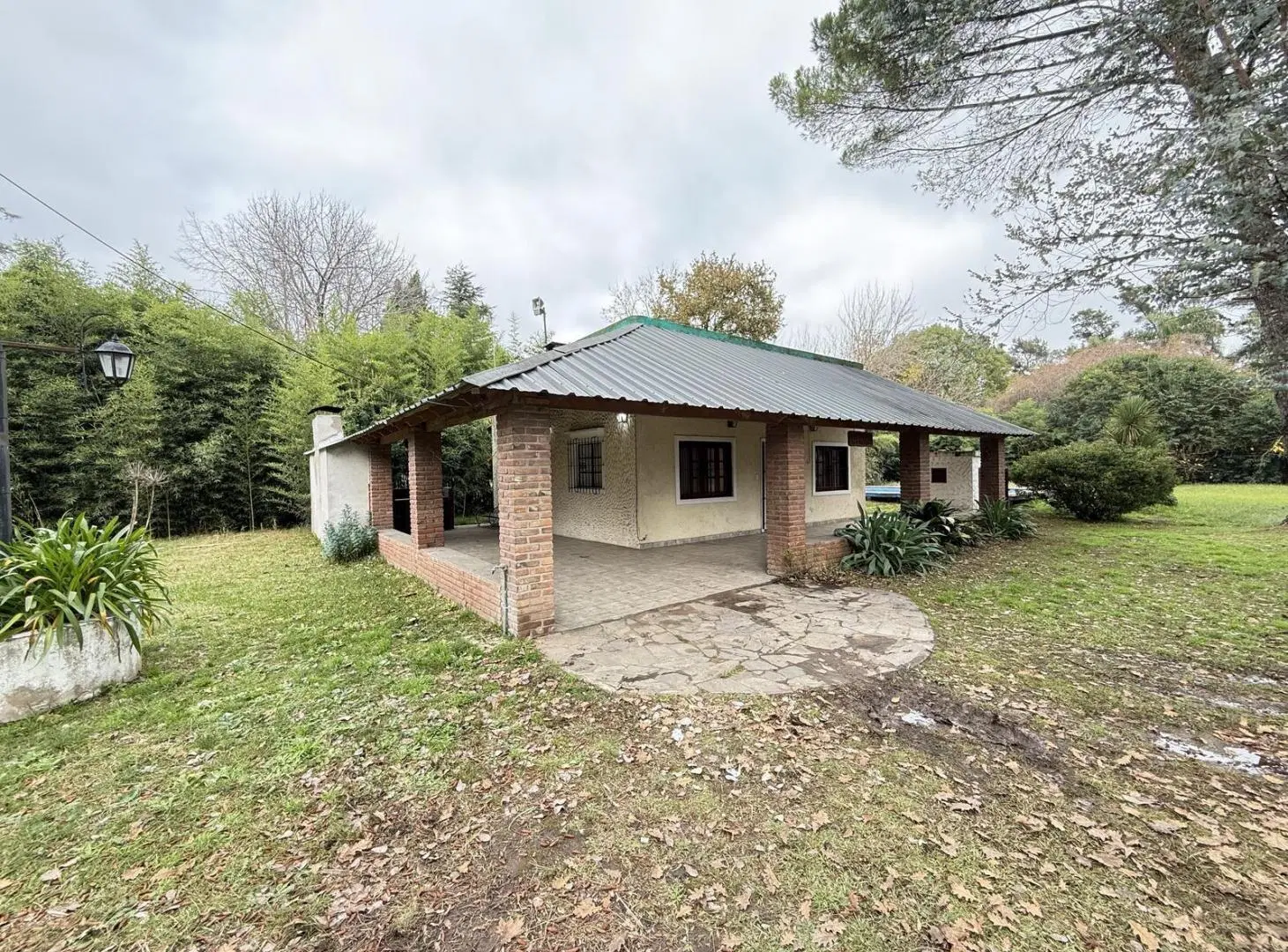 CASA QUINTA SOBRE TRES LOTES | 2.250 m² DE TERRENO | PILETA | LA LONJA, PILAR 3