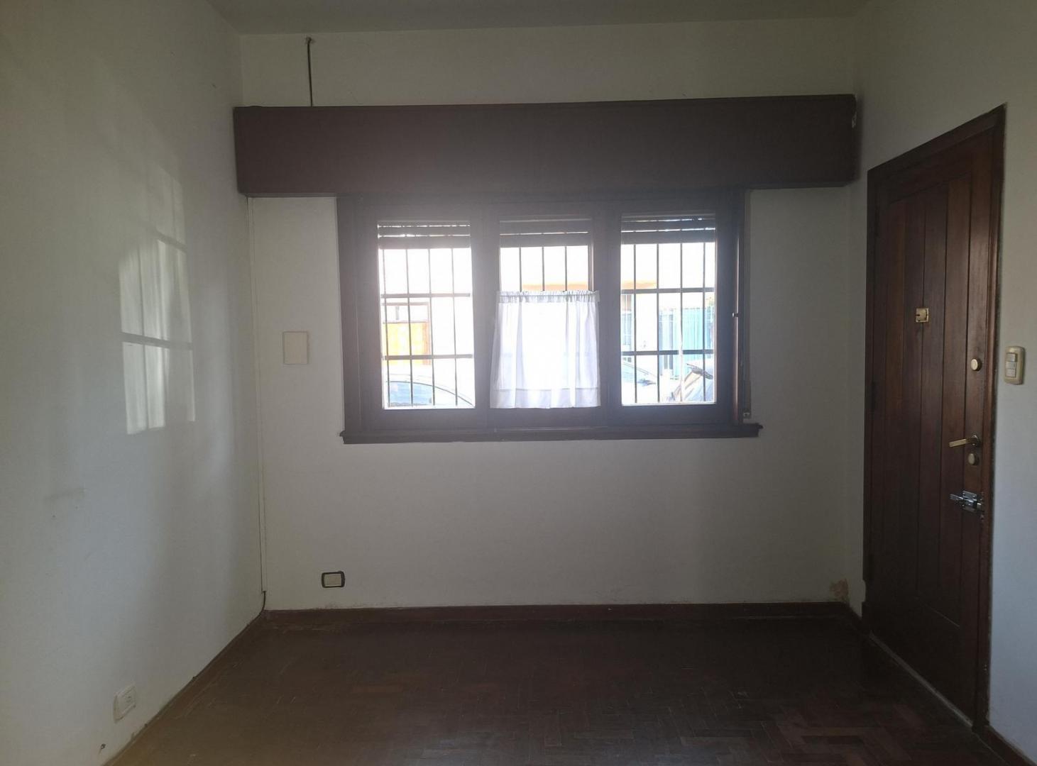 Foto de PH en venta, 1 dormitorios en Olivos, oportunidad, escritura inmediata, imagen 5