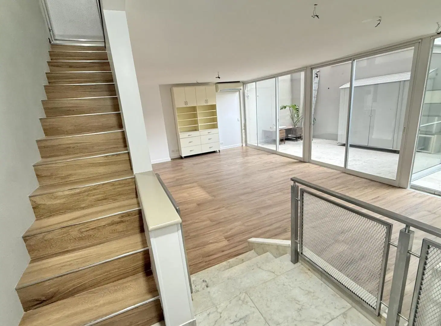 Venta de Dúplex de 2 dormitorios con Patio, Cochera y Pileta en Recoleta 2