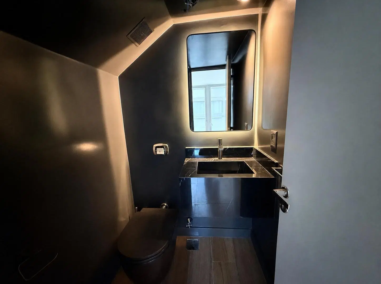 Venta de Dúplex de 2 dormitorios con Patio, Cochera y Pileta en Recoleta 4