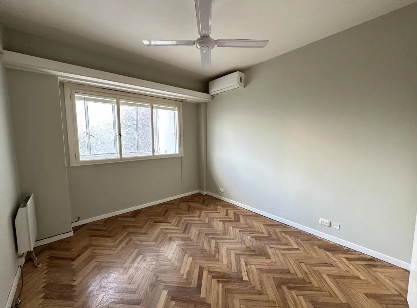 Alquiler de Departamento de 2 Dormitorios con SUM en Recoleta 2