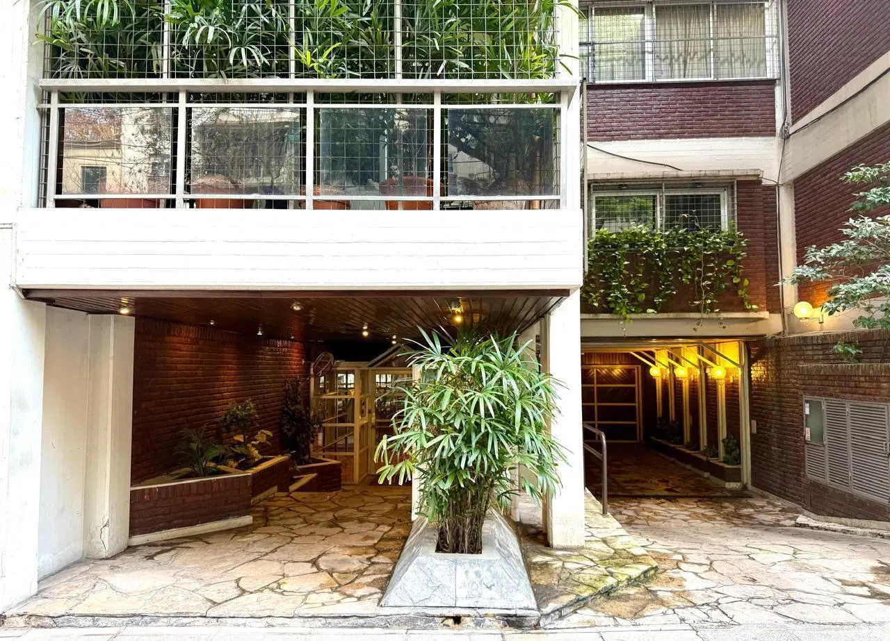 Departamento en alquiler, 4 ambientes en Belgrano, con parrilla y balcón 5