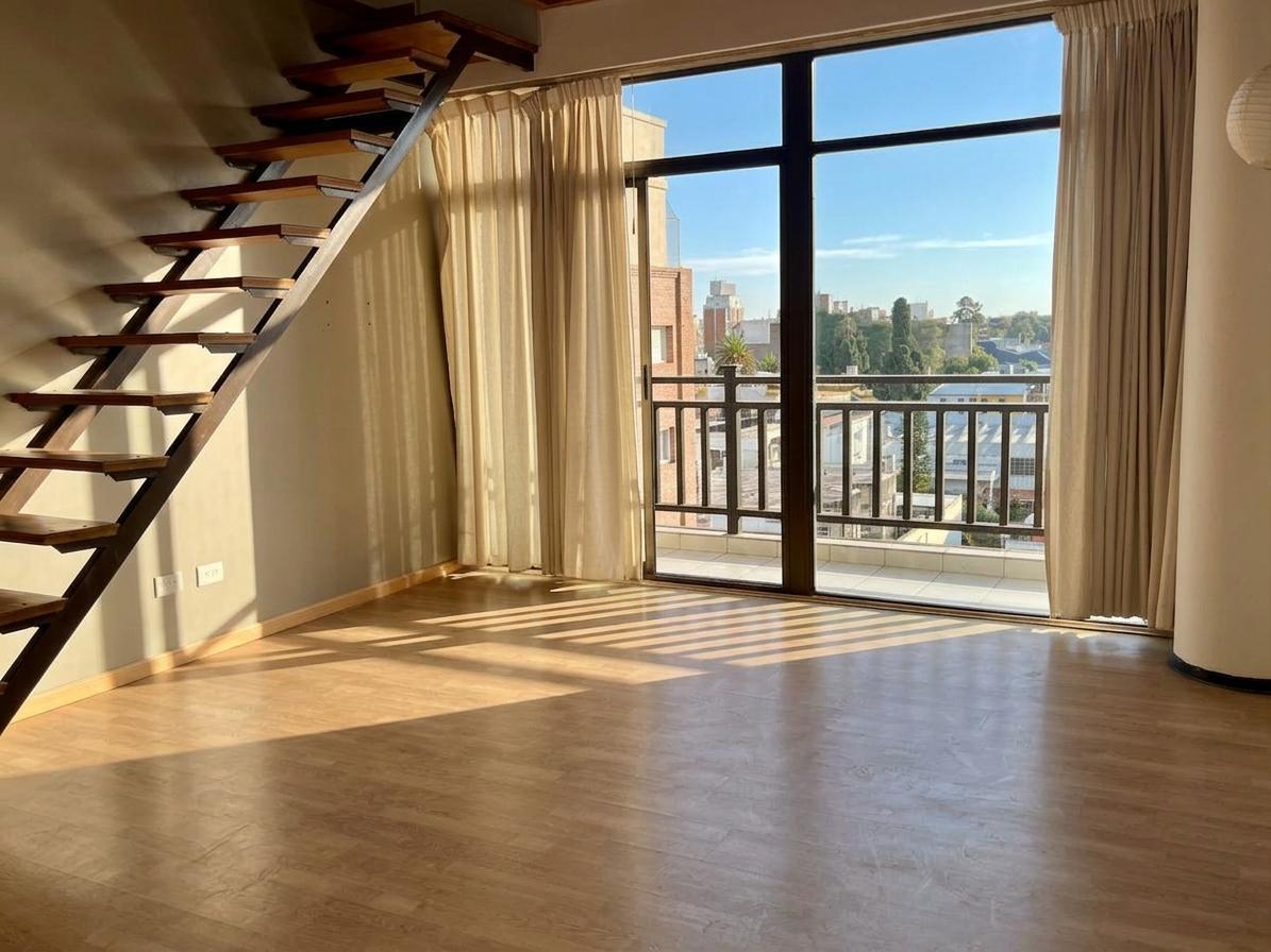 Foto de Departamento 4 ambientes en alquiler en San Isidro, imagen 1