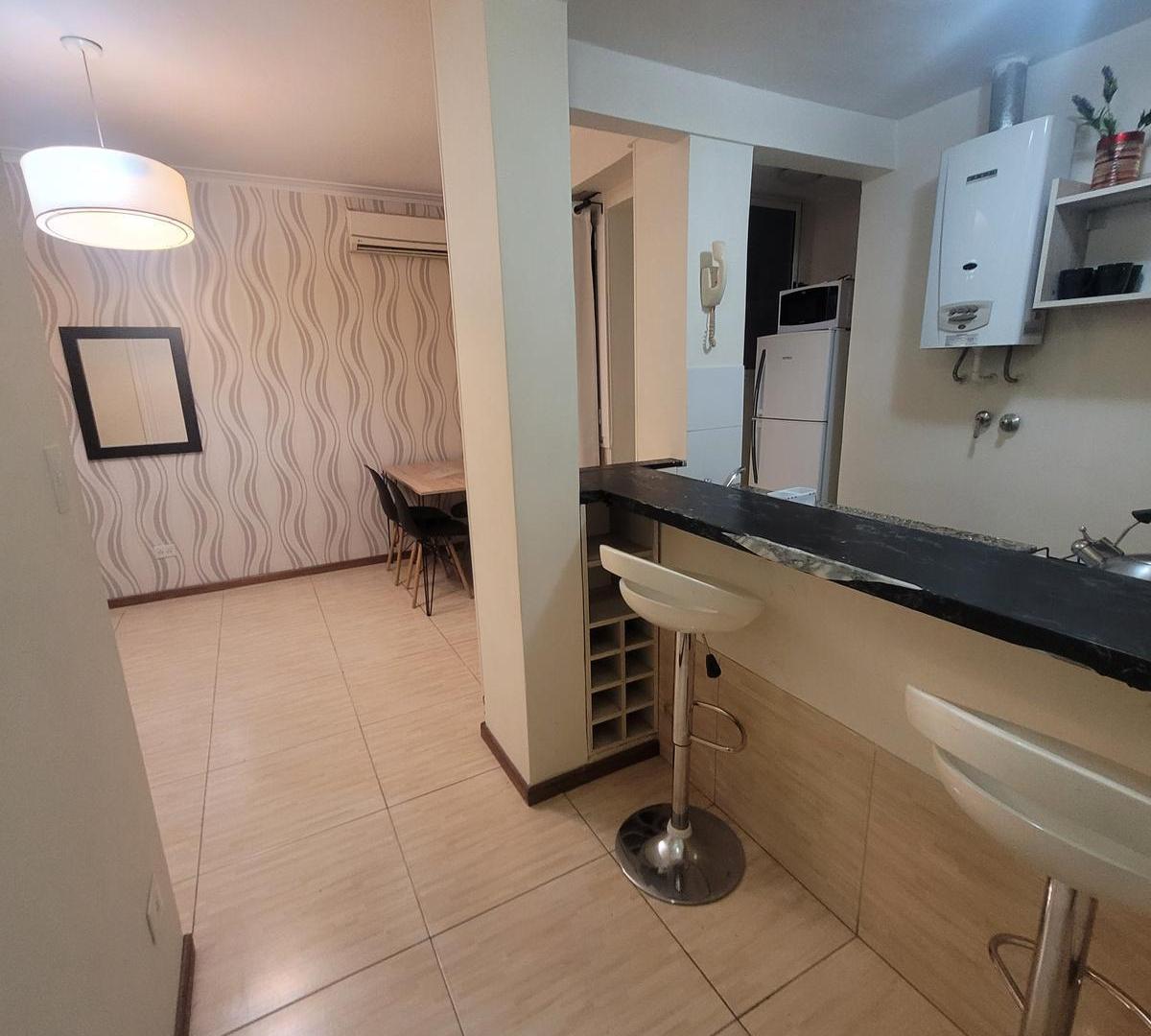Foto de Departamento tres ambientes en alquiler, interno y con una ubicacion, imagen 2