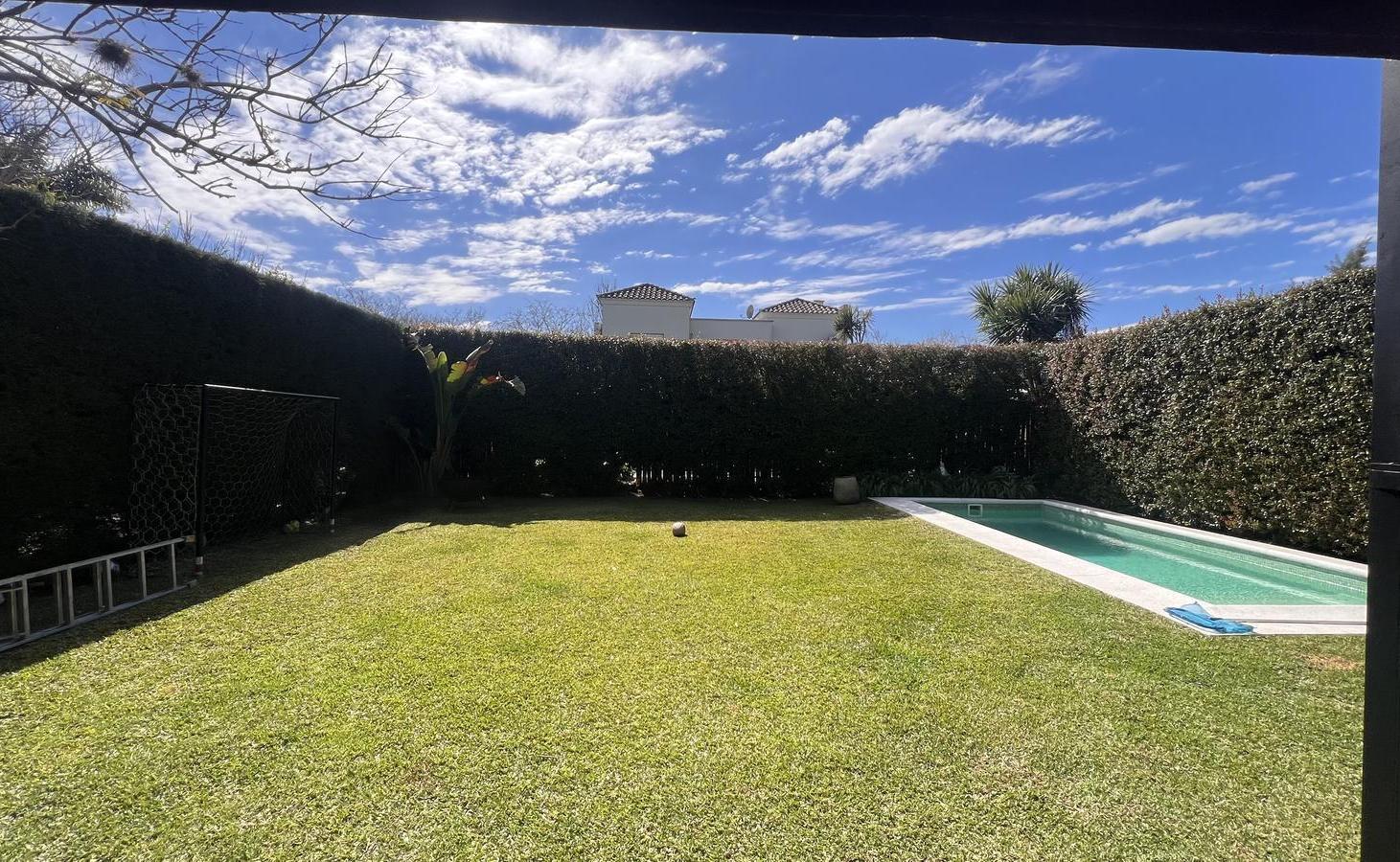 Foto de Casa en Alquiler anual en El Atardecer, imagen 3