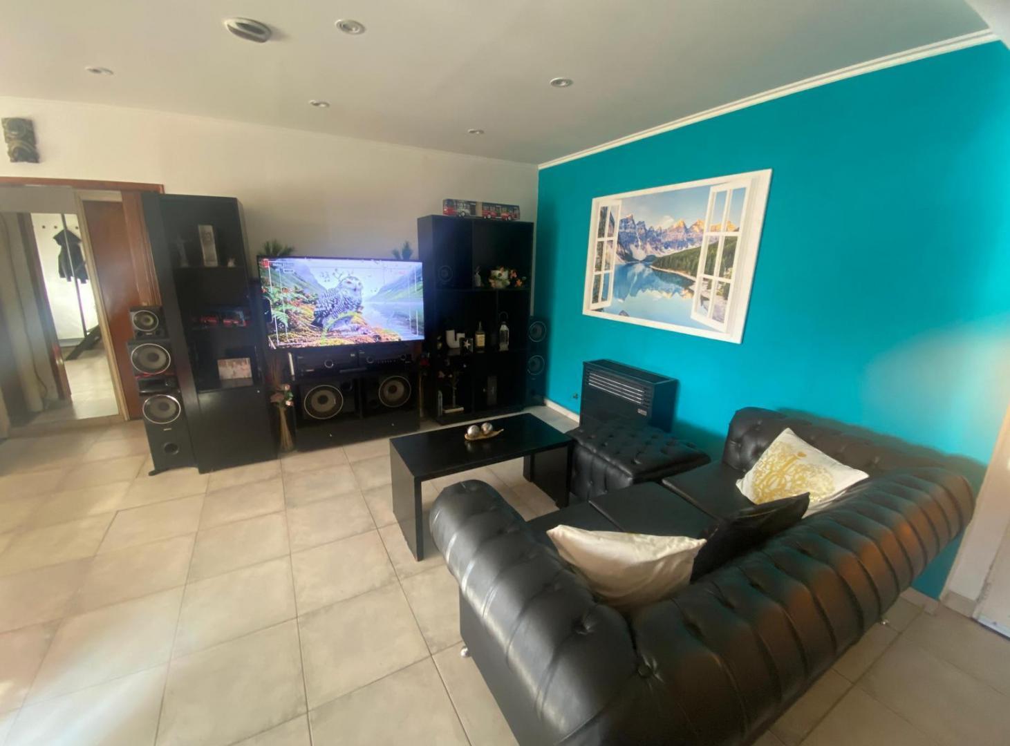 Foto de Venta Casa 5 ambientes Quincho Pileta Entre Rios al 4000 San Justo GBAa, imagen 5