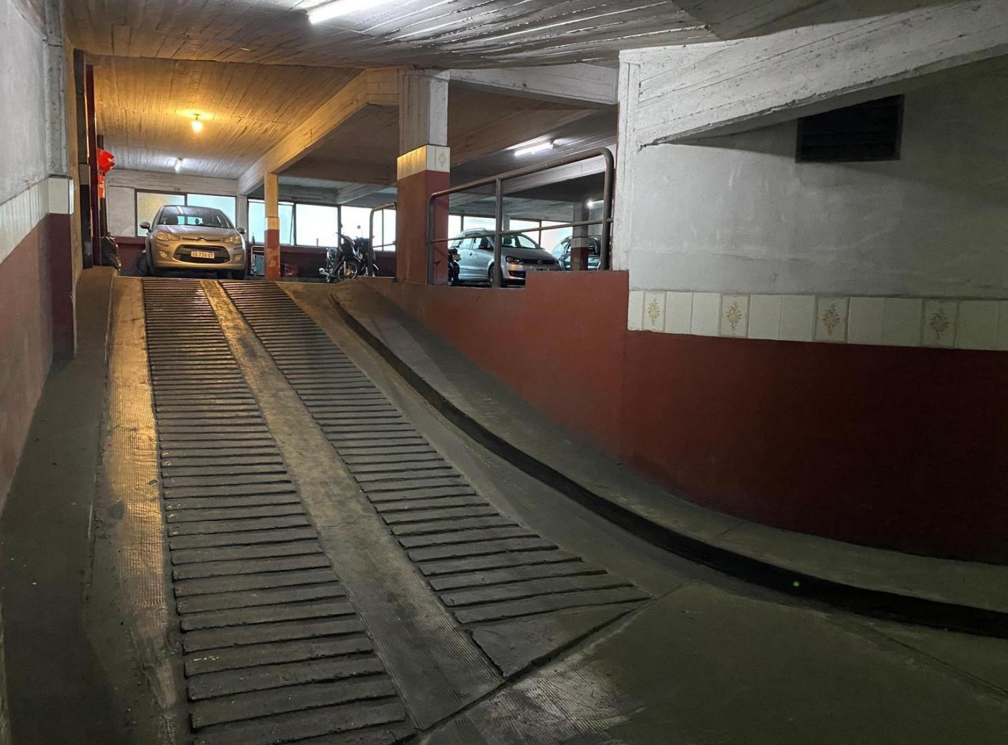 Foto de Venta Cochera Moldes al 2200 Belgrano CABA, imagen 5