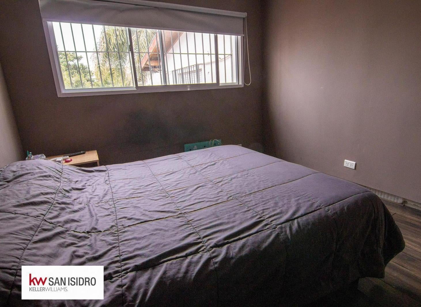 Foto de VENTA CASA EN OLIVOS EN 2 PLANTAS CON 4 DORM. , DEPENDENCIA, JARDÍN, imagen 4