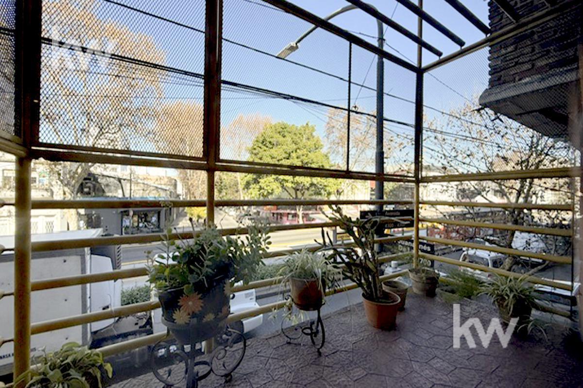 Foto de PH tipo casa, 1er y 2do piso por escalera, 4 ambientes más dependencia, imagen 4