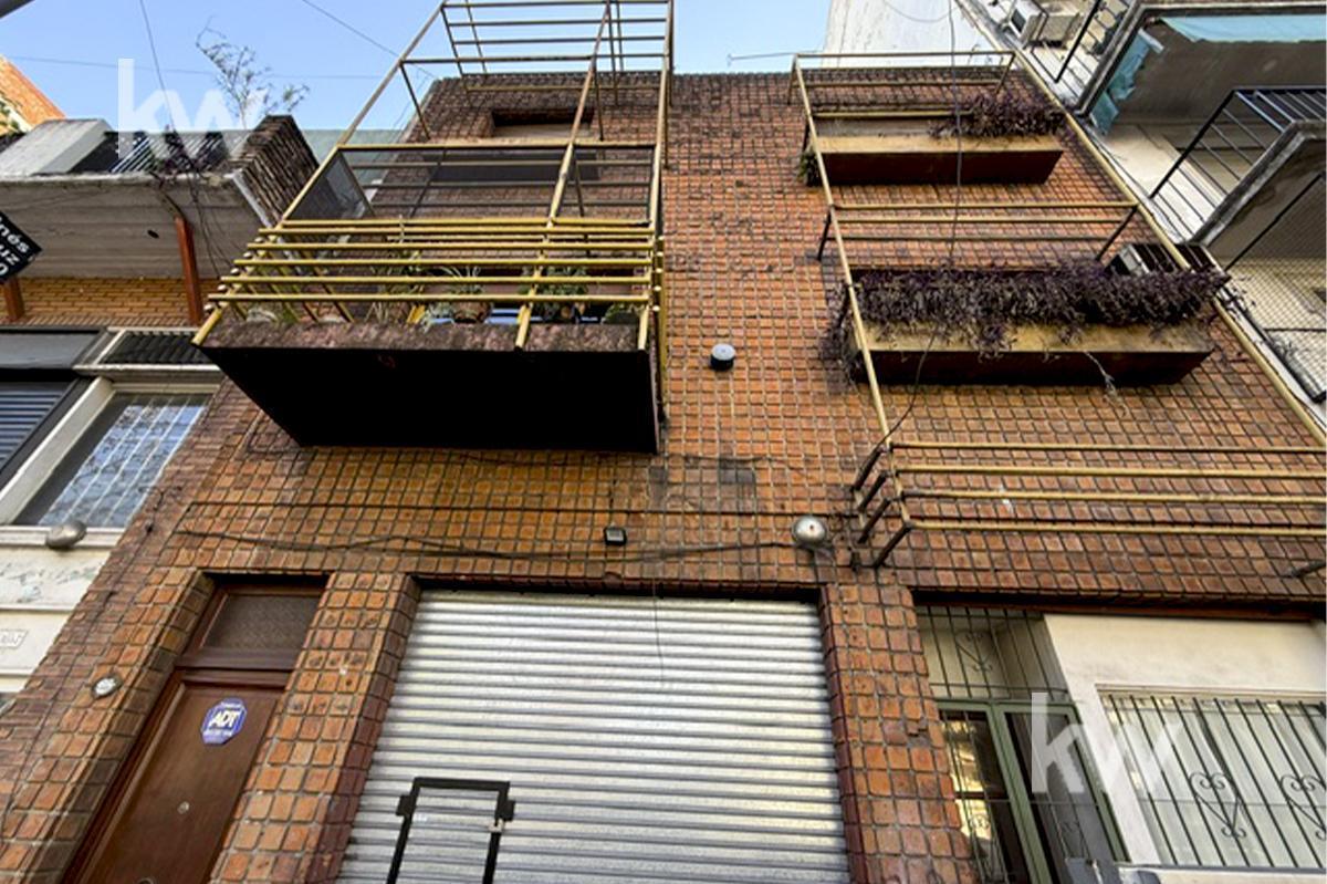 Foto de PH tipo casa, 1er y 2do piso por escalera, 4 ambientes más dependencia, imagen 3