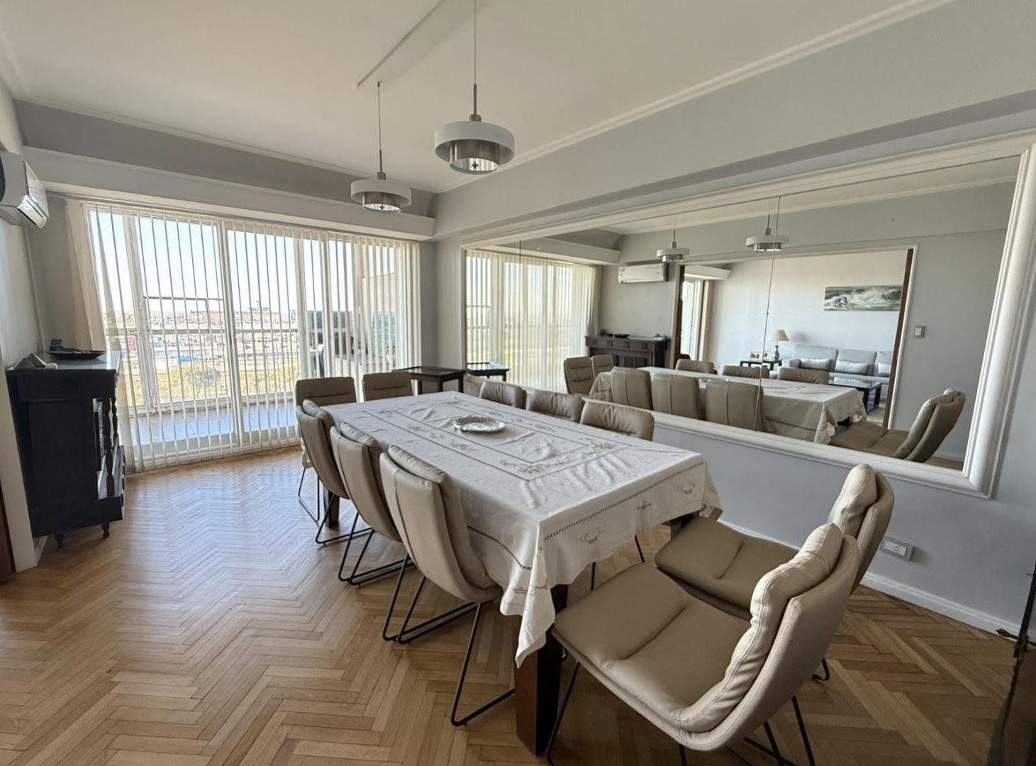 Foto de Venta de Departamento de 3 Dormitorios, en piso alto en Recoleta, con, imagen 4