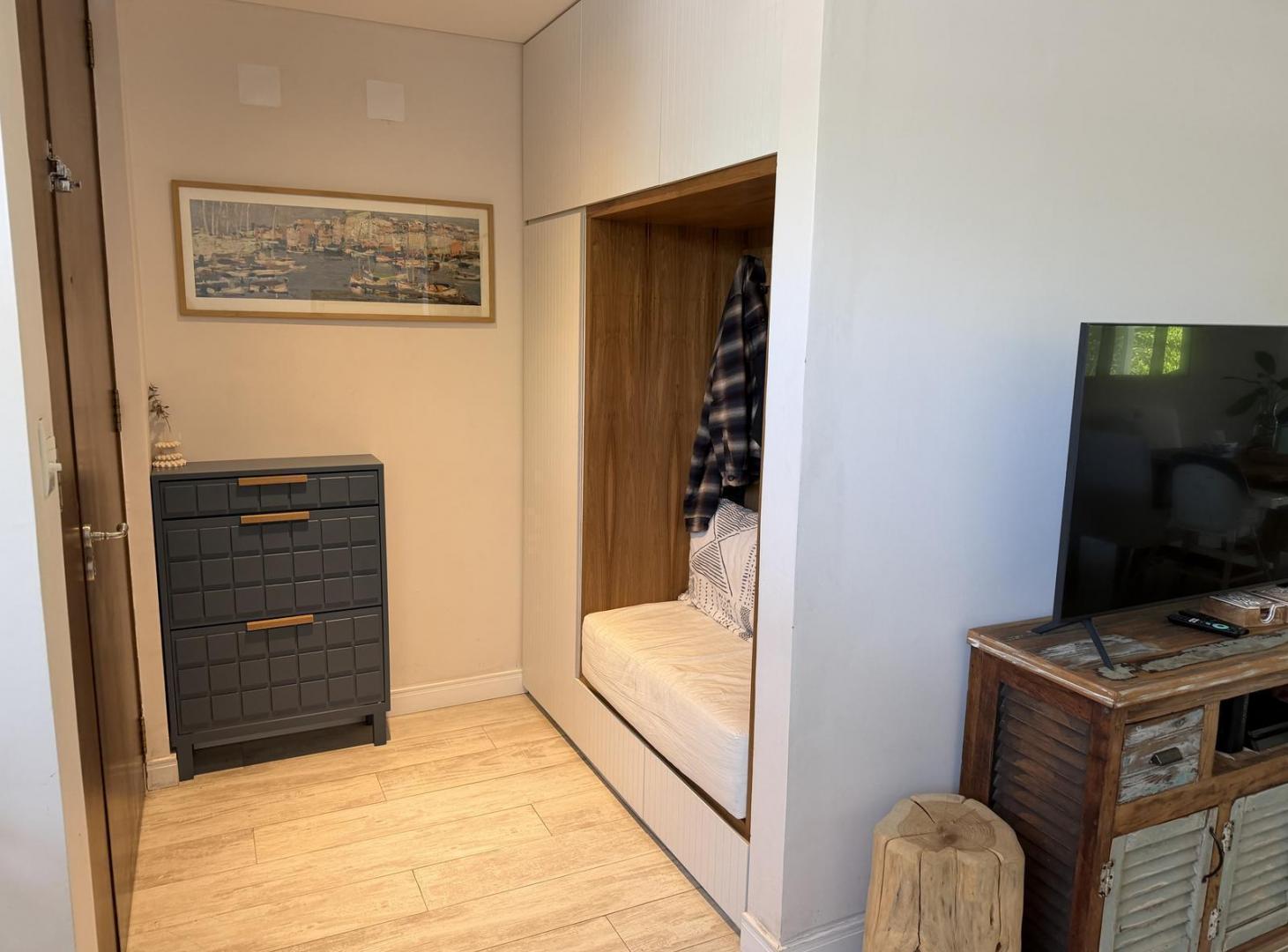 Foto de Departamento triplex A NUEVO 5 ambientes con jardin en venta, imagen 4