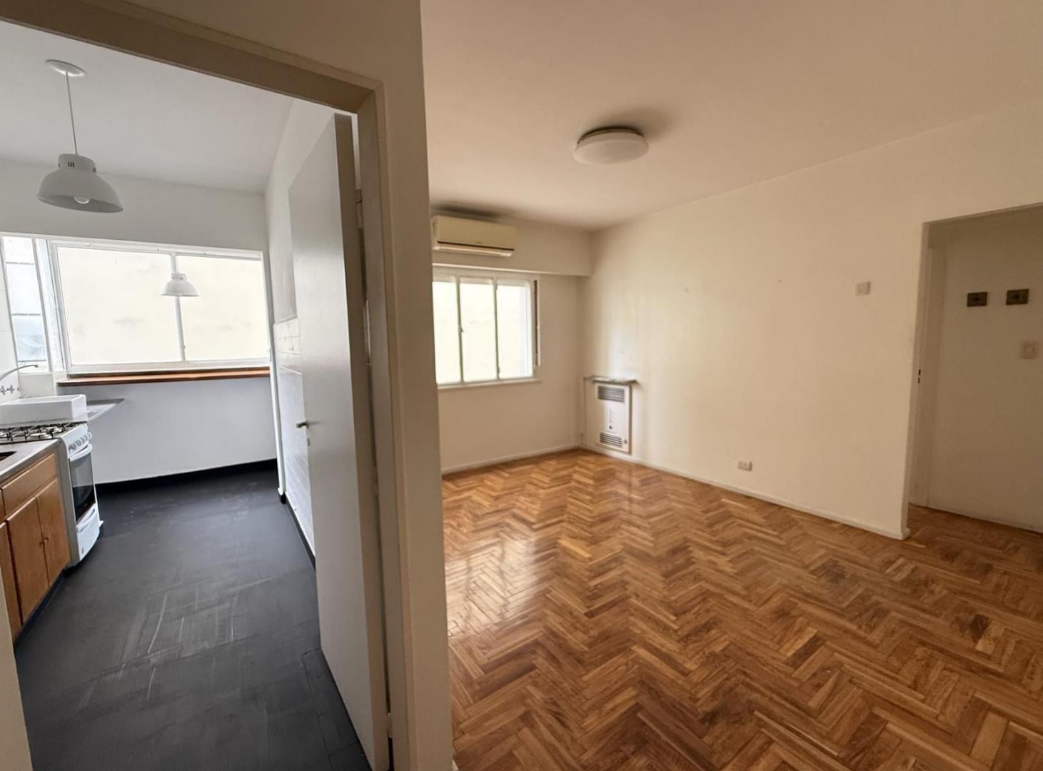 Foto de Venta de Departamento de 2 ambientes, en piso alto, en Recoleta, imagen 1