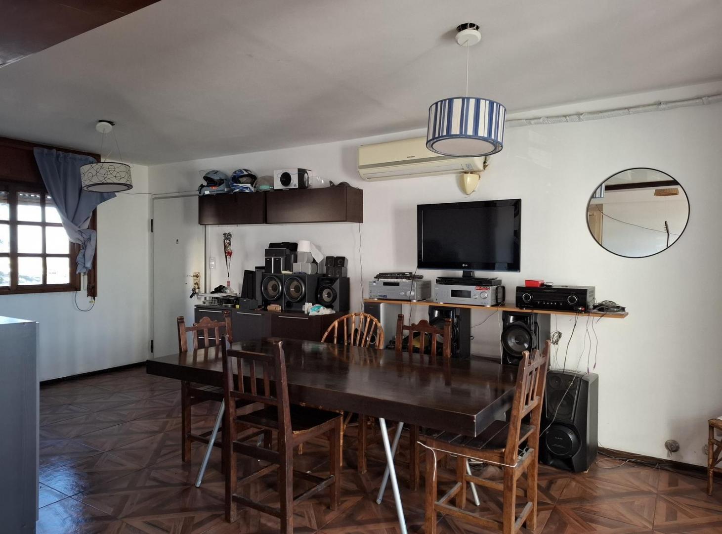 Foto de Departamento en venta, 5 ambientes en Villa Lugano, oportunidad, apto, imagen 3