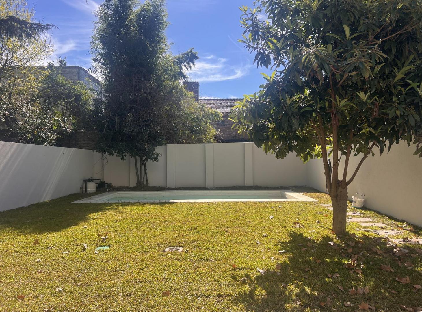 Foto de Casa a estrenar con 3 suites de Av Libertador al río., imagen 1