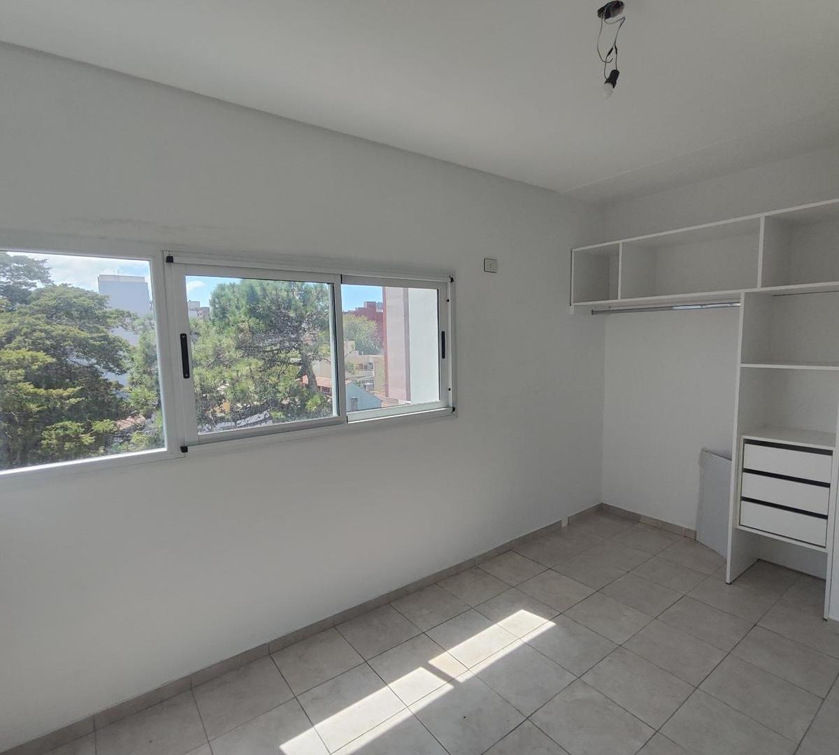 Departamentos de 2 ambientes a estrenar a 200mts del mar!!!