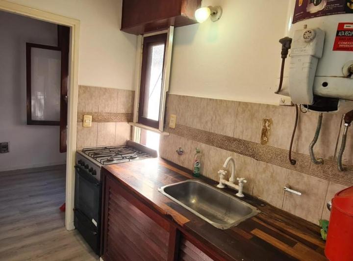 3 ambientes reciclado con gas natural,  a 4 cuadras del mar! 4