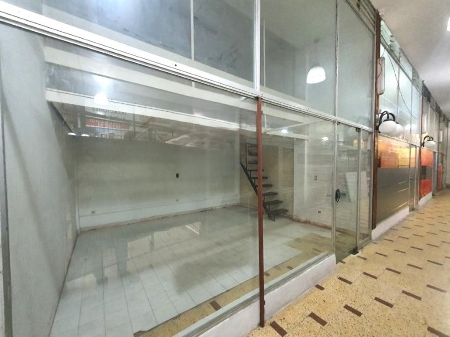 Foto de Local comercial en pleno centro de San Bernardo!, imagen 1