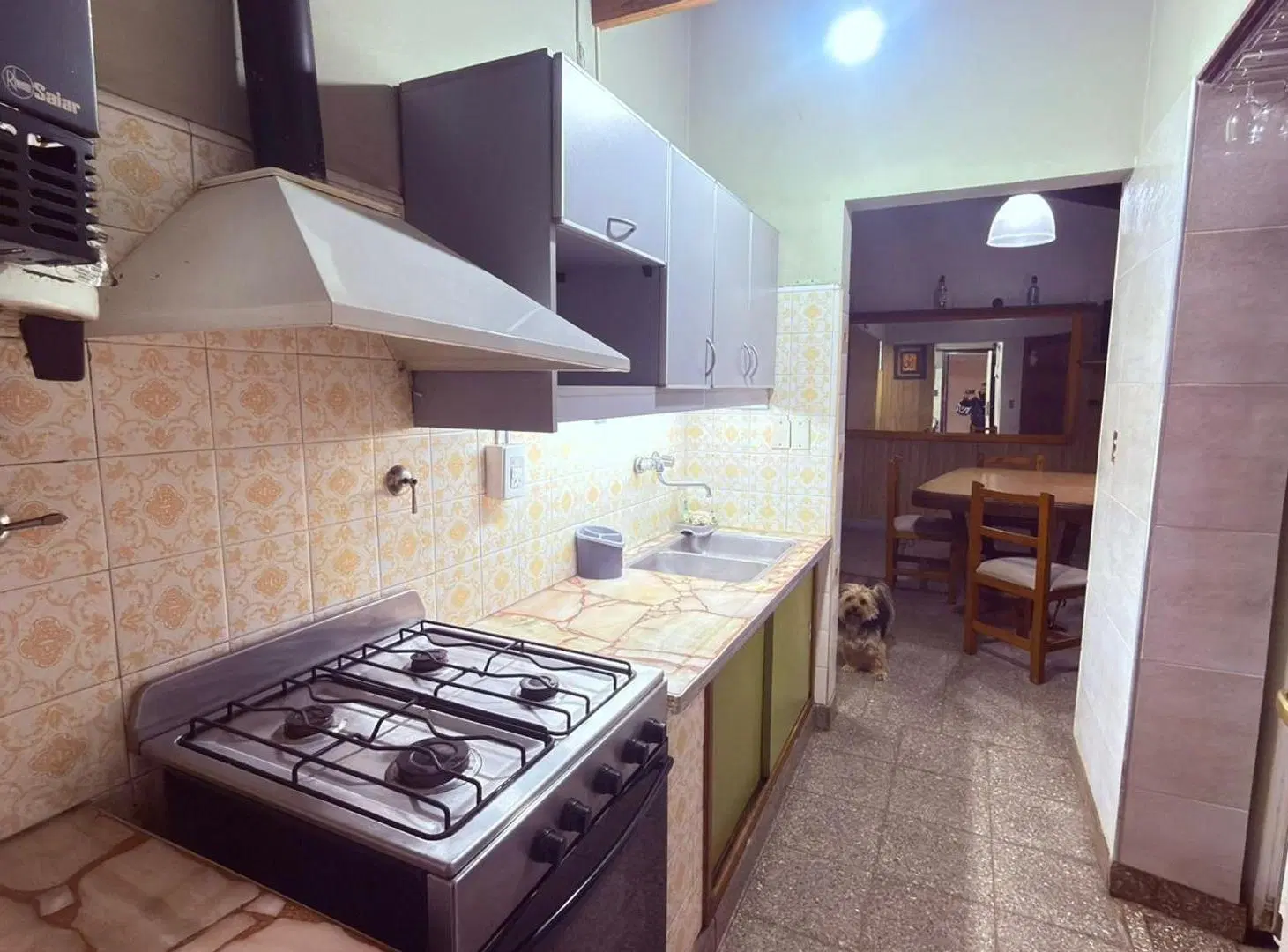 Oportunidad!, venta en Block de 2 casas + dpto, gas natural. 4