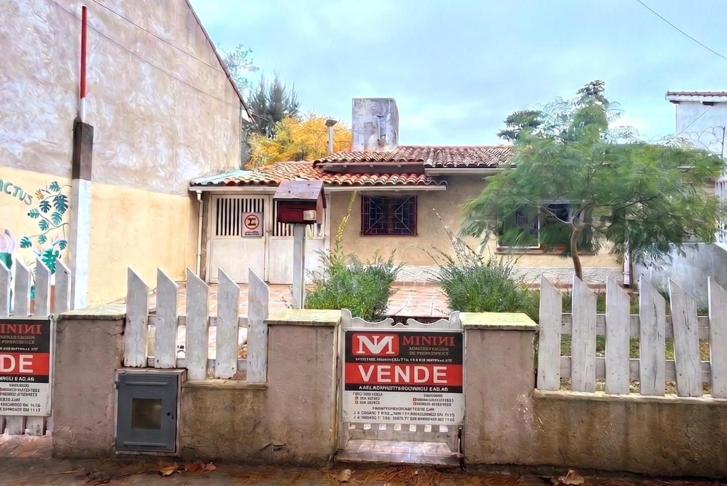 Oportunidad!, venta en Block de 2 casas + dpto, gas natural.