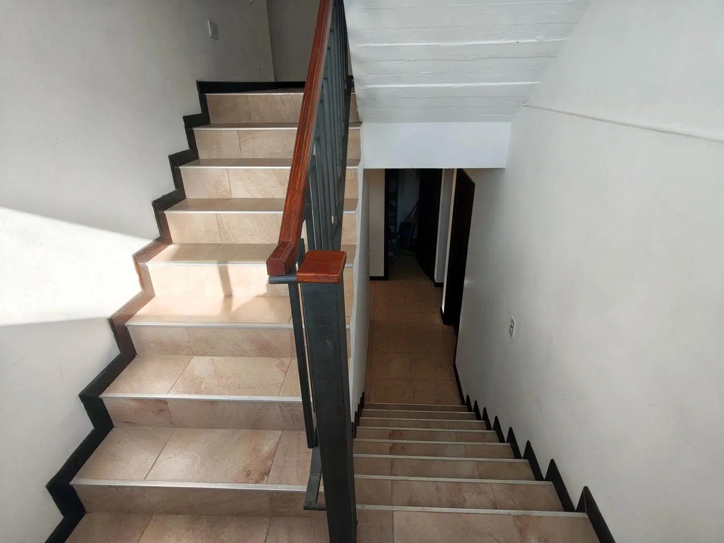 Moderno Apart Hotel en venta, frente al mar con gas natural. 4