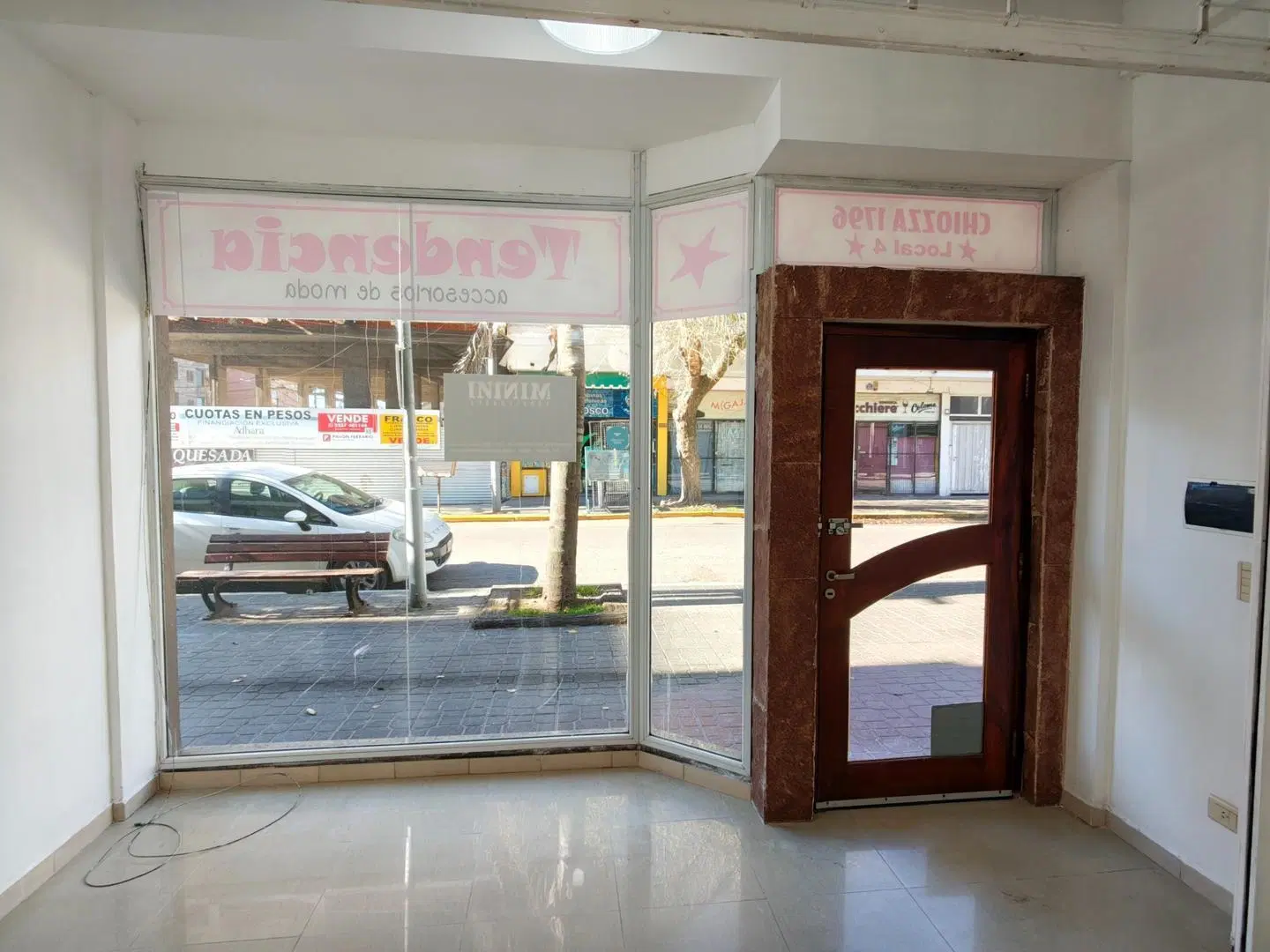 Alquiler Anual de Local comercial en pleno centro de Chiozza 3