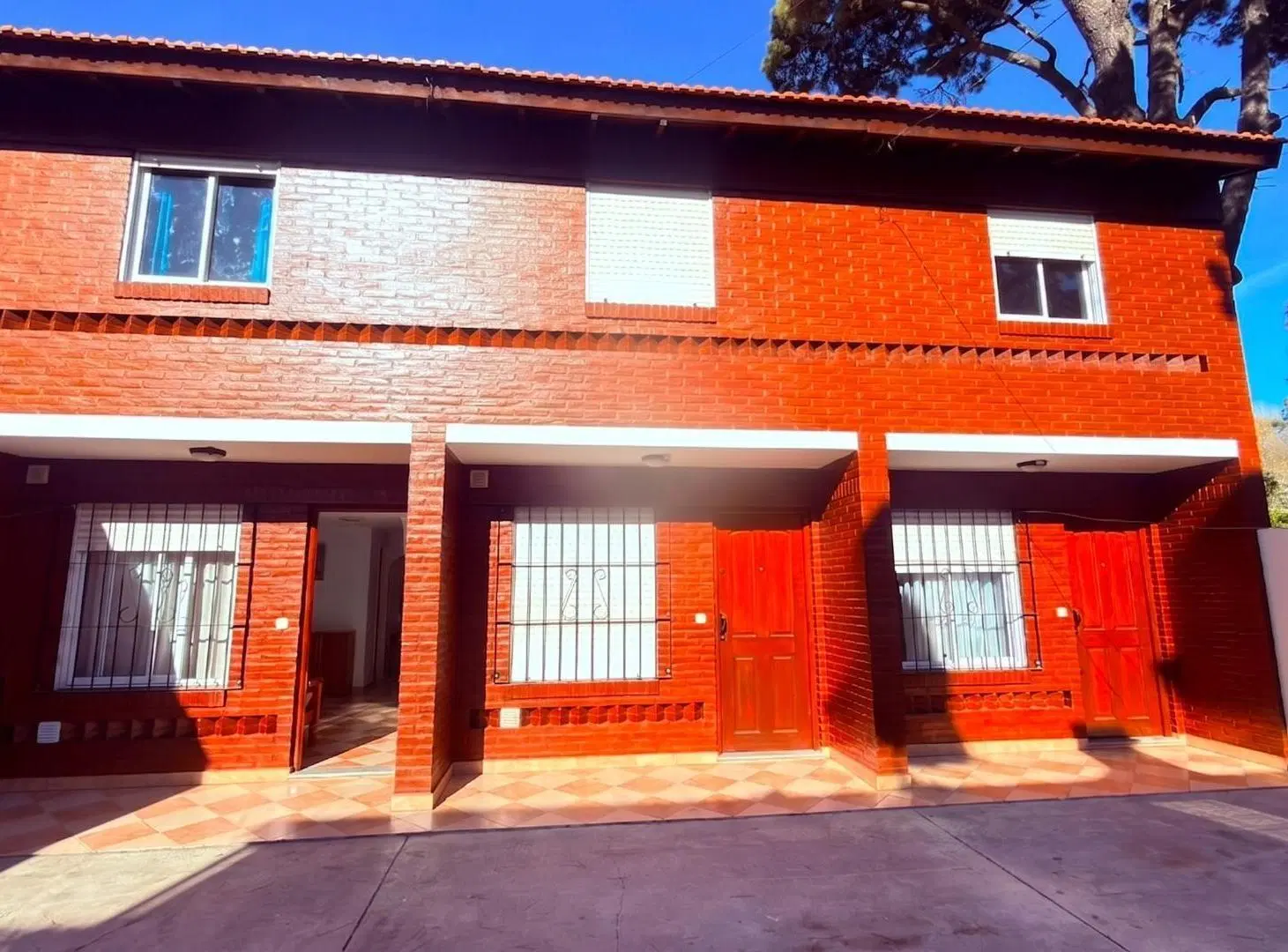 Departamento de 3 ambientes con parrilla, gas natural! 3