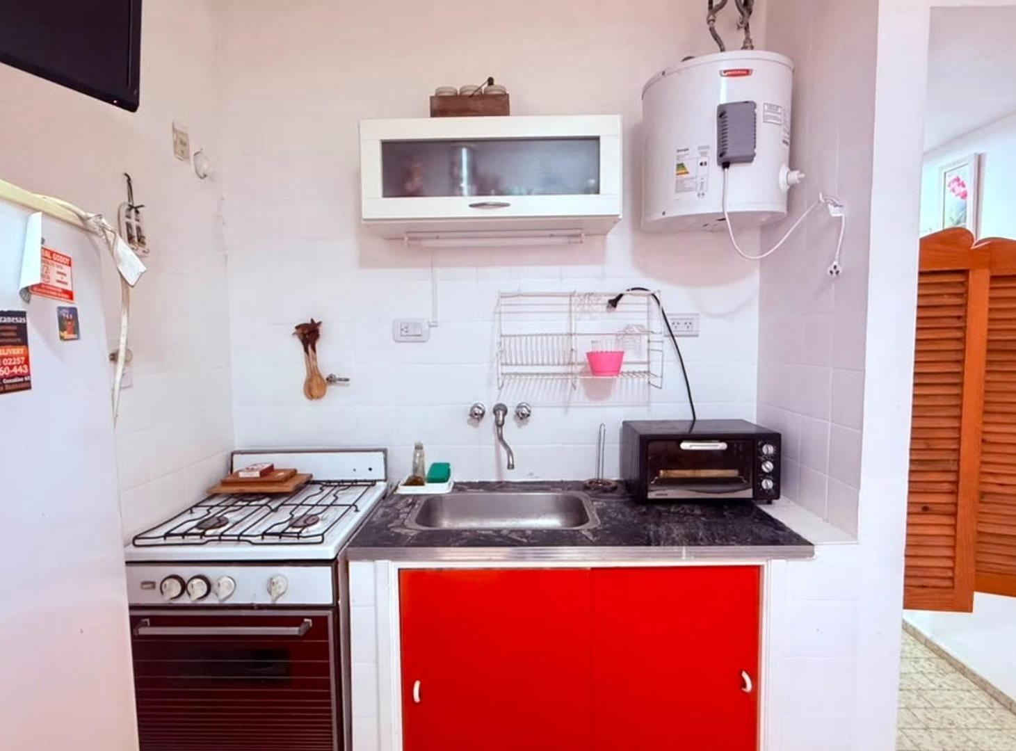 Foto de Departamento de 2 ambientes a 50mts del mar, pleno centro!, imagen 2