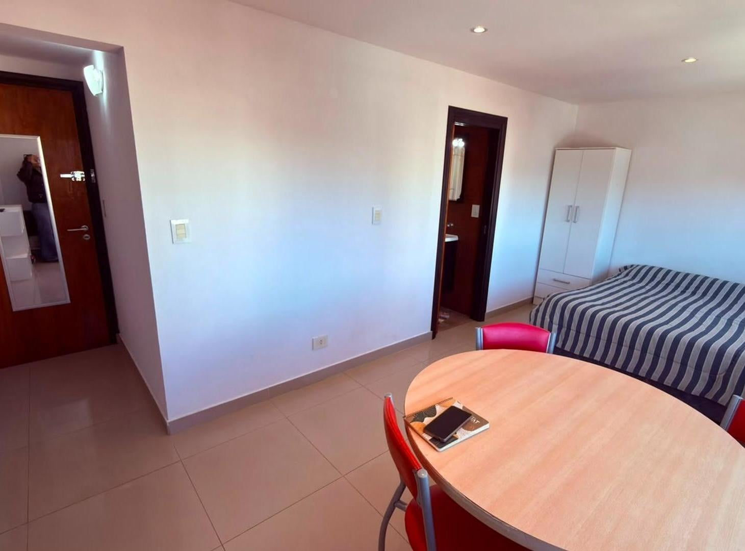Foto de Departamento monoambiente en alquiler anual, frente al mar!, imagen 4