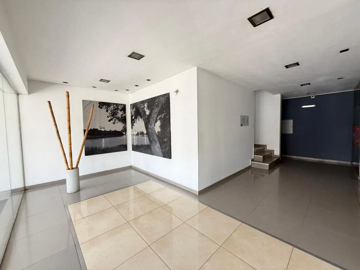 Un dormitorio y cochera parque sur 2