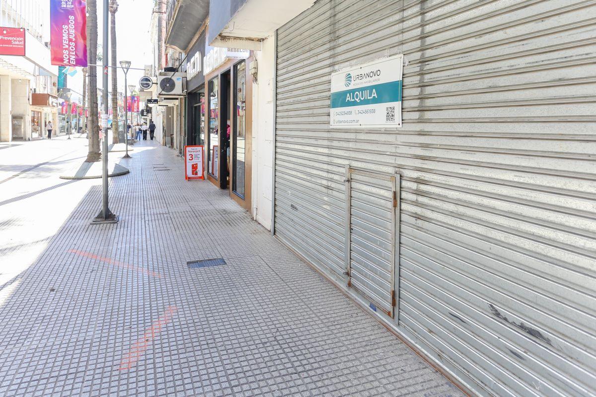 Foto de Local comercial en peatonal San Martin. Una ubicación que potencia tu, imagen 2