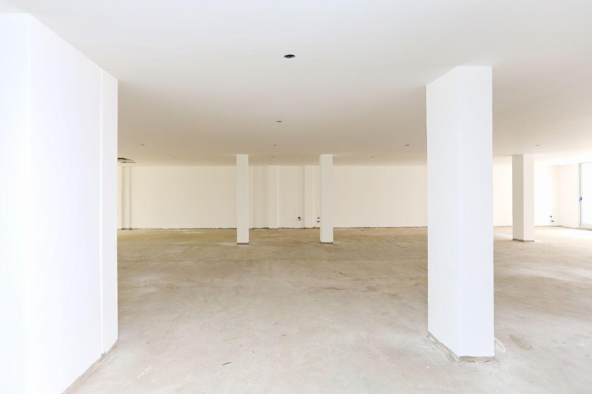 Foto de Oficinas comerciales 325m2 y cocheras a estrenar., imagen 4