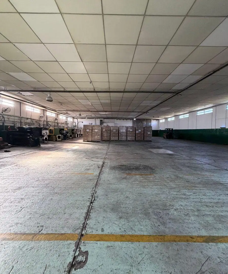 GALPÓN INDUSTRIAL CON OFICINAS – 1.200 m² | ZONA NORTE – A METROS DE JUAN B. JUSTO 1