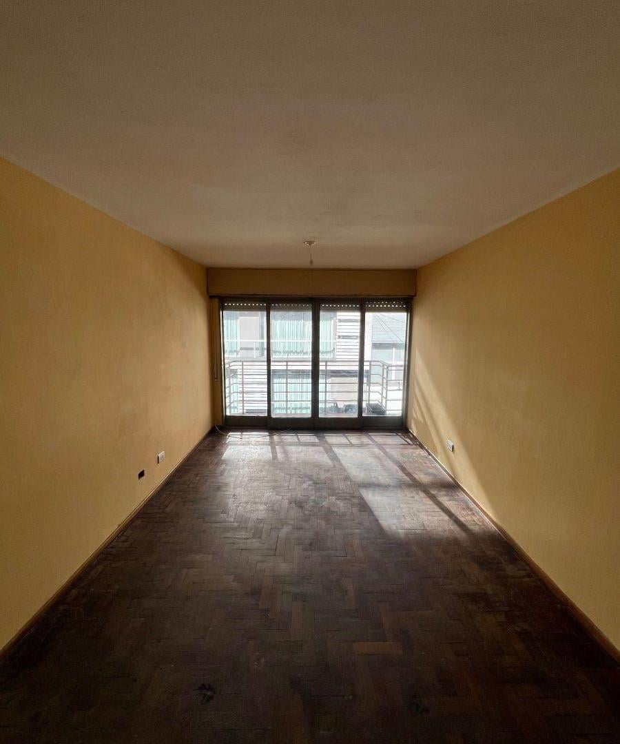 Foto de DEPARTAMENTO 2 DORMITORIOS EN PLENO CENTRO - BELGRANO AL 100, imagen 1