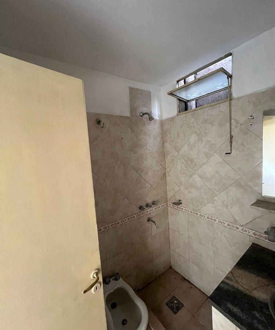 Foto de DEPARTAMENTO 2 DORMITORIOS EN PLENO CENTRO - BELGRANO AL 100, imagen 4