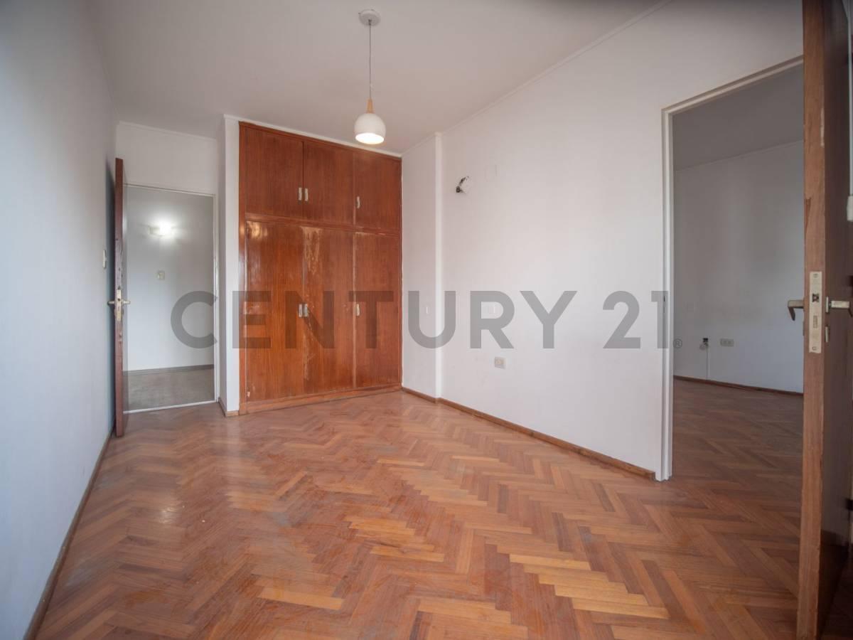 51 9 y 10, Departamento en Venta La Plata 3