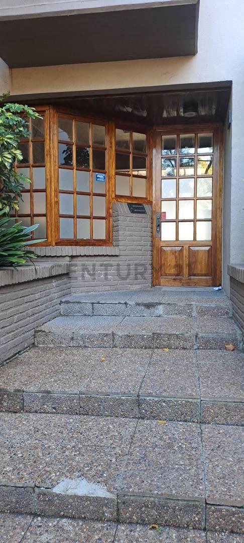 66 entre 3 y 4. Departamento en Venta 2 dormitorios con cochera