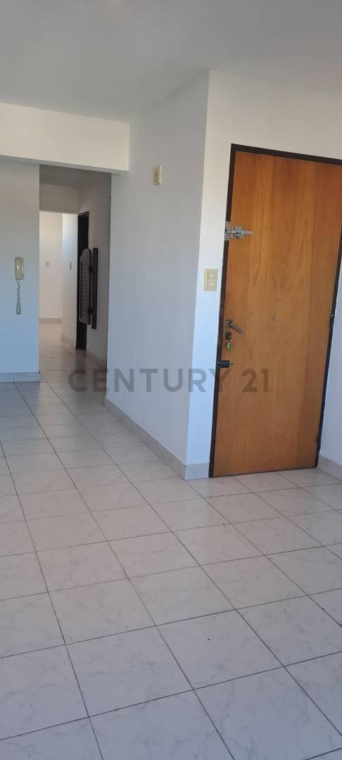 Foto de 66 entre 3 y 4. Departamento en Venta 2 dormitorios con cochera, imagen 5