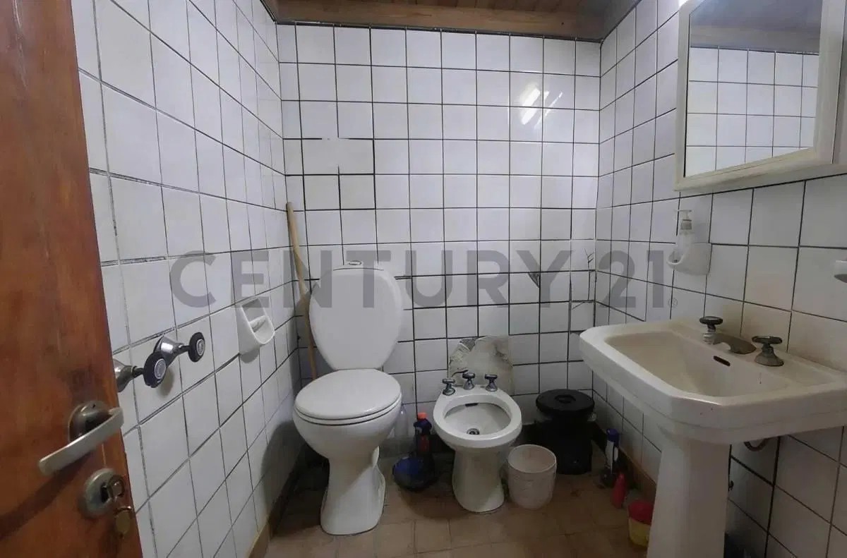 514 ENTRE 5 Y 6 .CASA EN VENTA DE DOS DORMITORIOS RINGUELET. 5