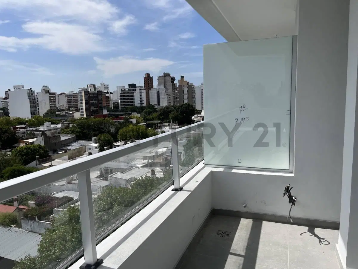 49 entre 16 y 17 – Semipiso premium a estrenar. Departamento dos ambientes de categoría. La Plata. 3