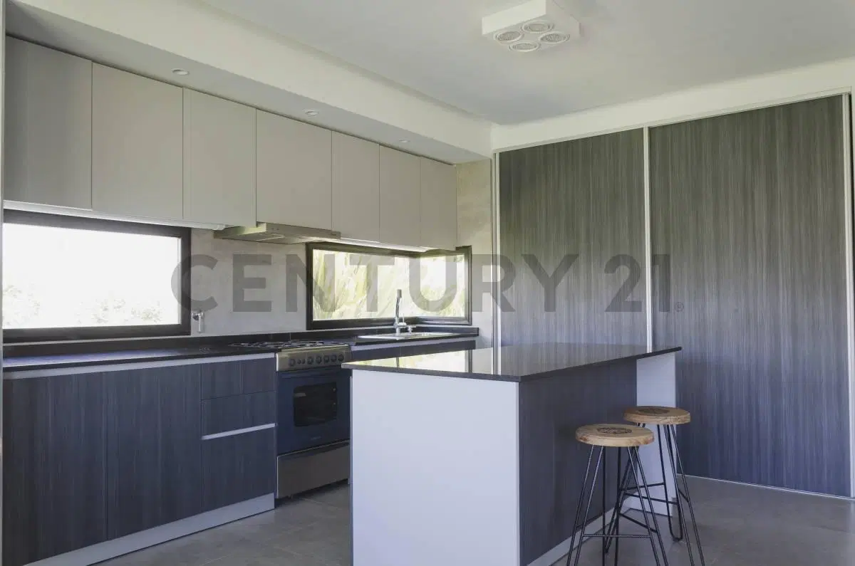Casa en venta en Haras del Sur II 3
