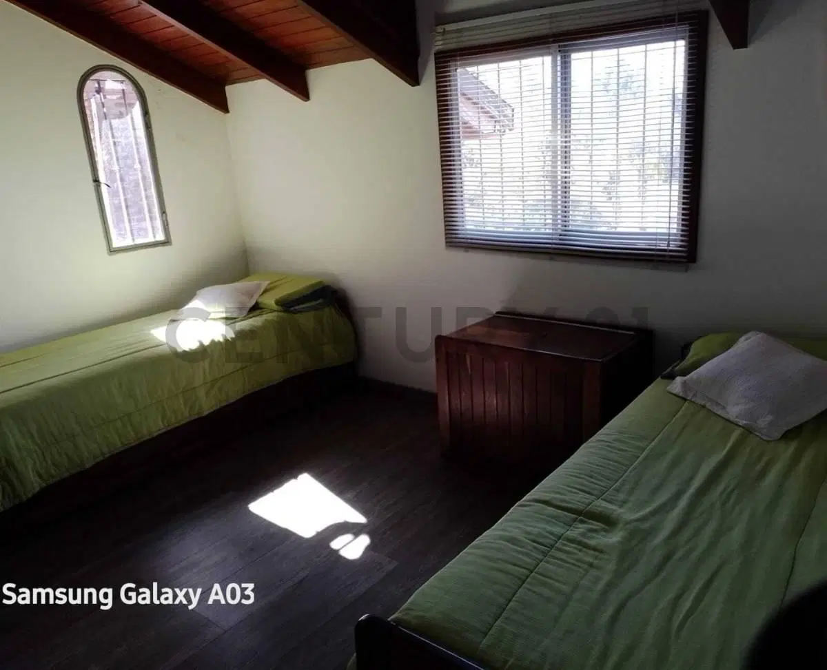 310 entre 46 y 48. Casa en barrio El rodeo  en Venta 5