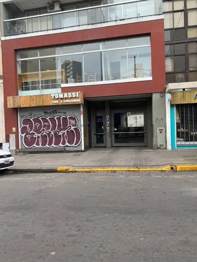 47 entre 10 y 11. Cochera cubierta en venta, La Plata 4