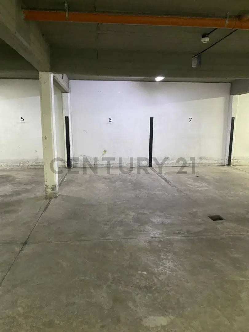 47 entre 10 y 11. Cochera cubierta en venta, La Plata 3