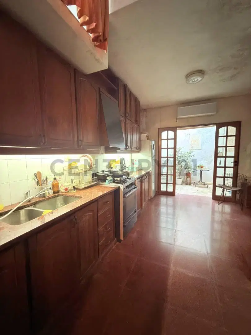 42 entre 10 y 11, PH en Venta, La Plata. 4