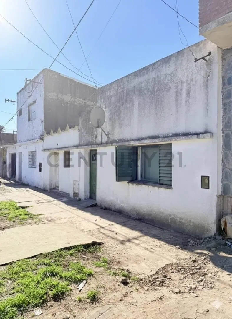 132 entre 37 y 38. Venta de Terreno en La Plata. 2