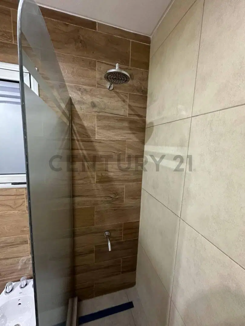 Departamento de un dormitorio en alquiler. Berisso. Calle 61 entre 128 y 129. 5