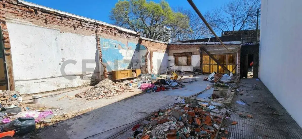 42 entre 24 y 25. Lote en Venta, La Plata 2