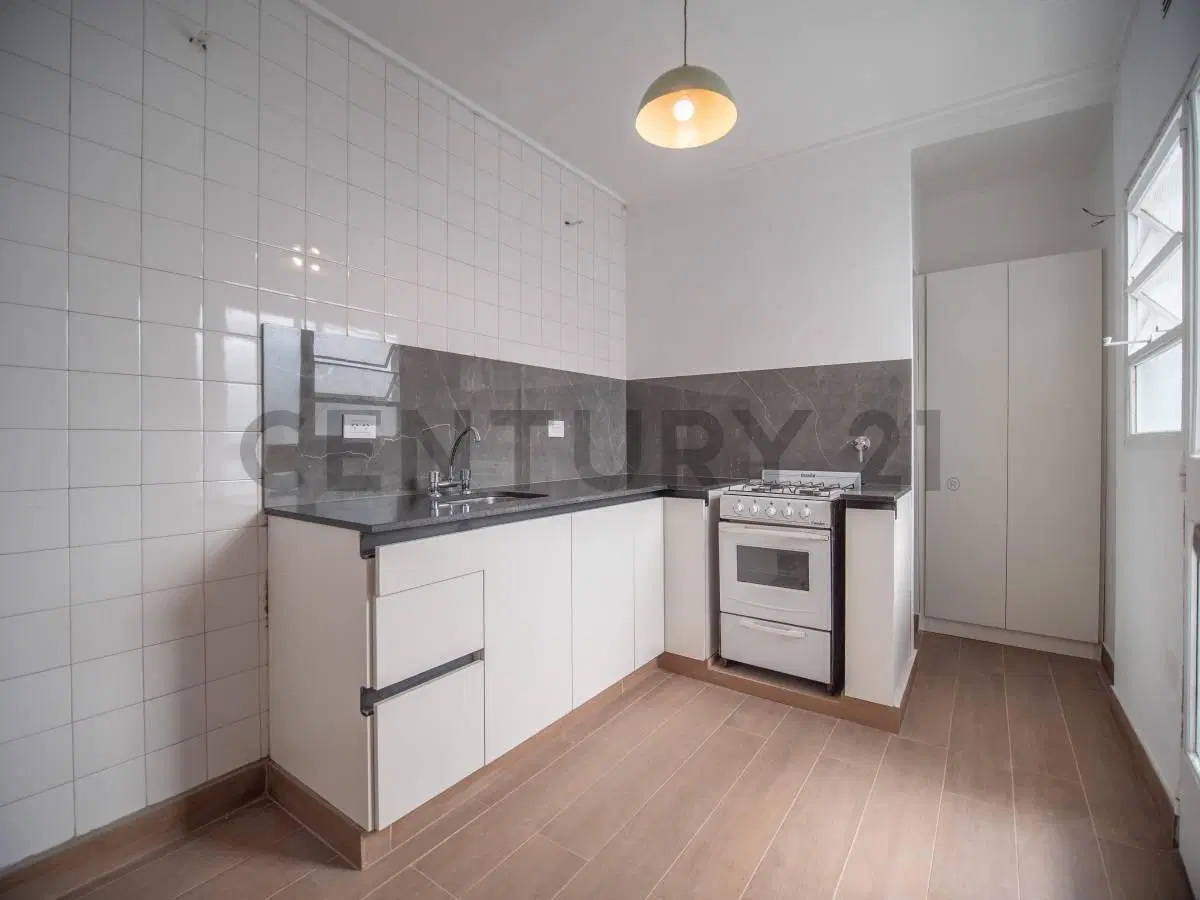 Departamento 2 dormitorios en Alquiler, 60 entre 18 y Plaza Yrigoyen, La Plata 4